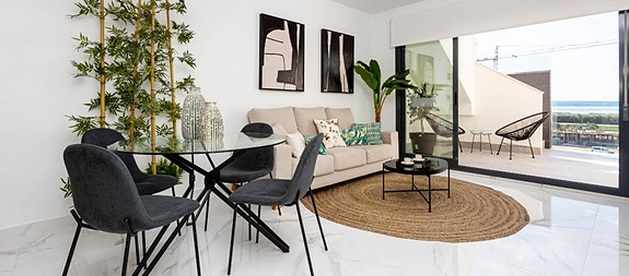 En megler med gode referanser - SPANIA1.no