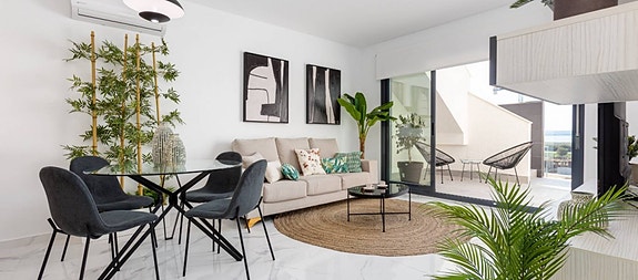 En megler med gode referanser - SPANIA1.no