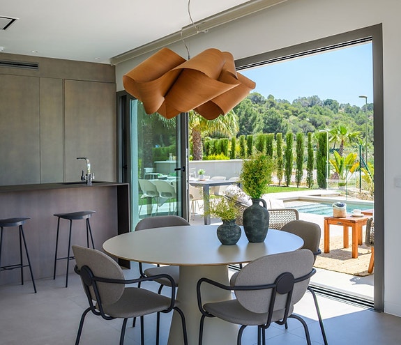 En megler med gode referanser - SPANIA1.no