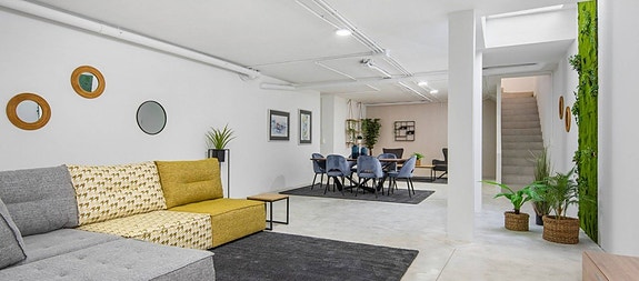 En megler med gode referanser - SPANIA1.no