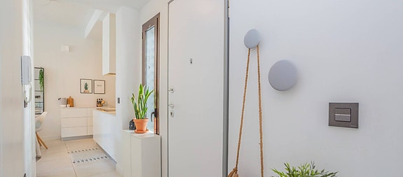 Bruk en megler med gode referanser - se SPANIA1.no