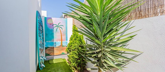 Bruk en megler med gode referanser - se SPANIA1.no