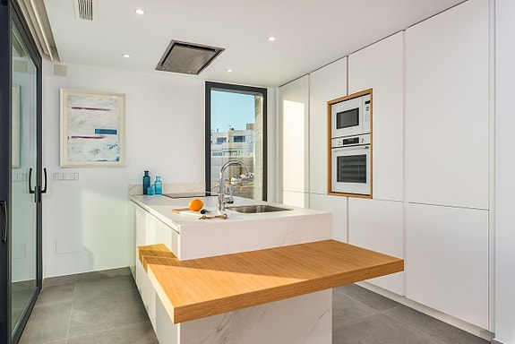 En megler med gode referanser -  SPANIA1.no