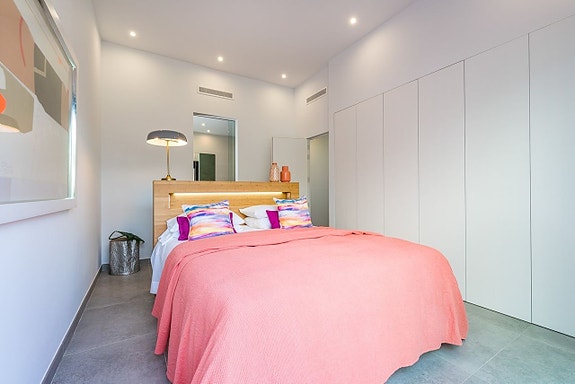 En megler med gode referanser -  SPANIA1.no