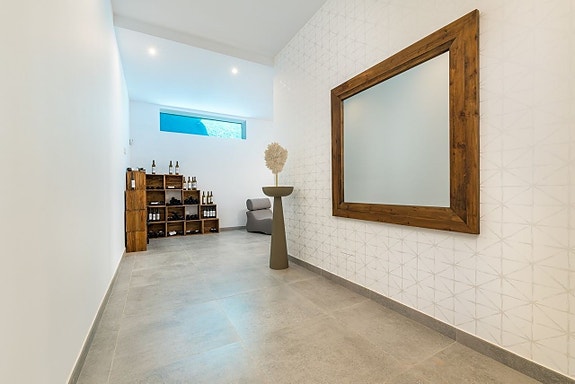 En megler med gode referanser -  SPANIA1.no