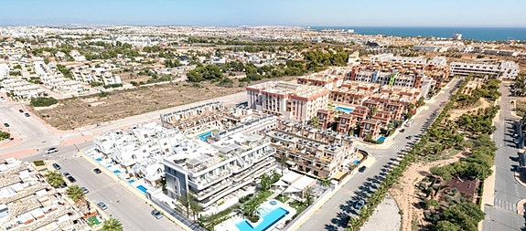 Bruk en megler med gode referanser - se SPANIA1.no