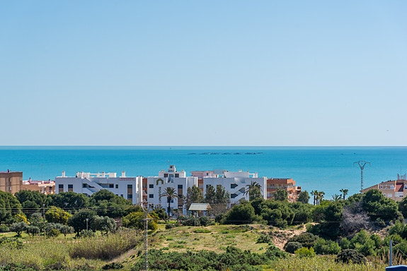 En megler med gode referanser - SPANIA1.no