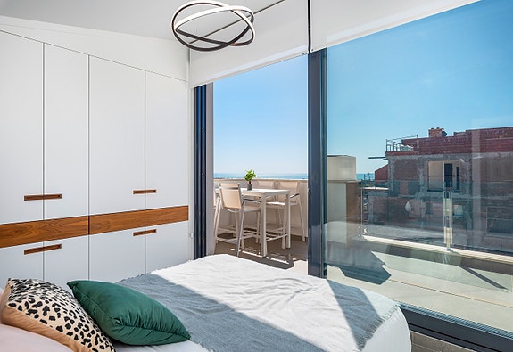 En megler med gode referanser - SPANIA1.no