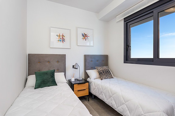 En megler med gode referanser - SPANIA1.no