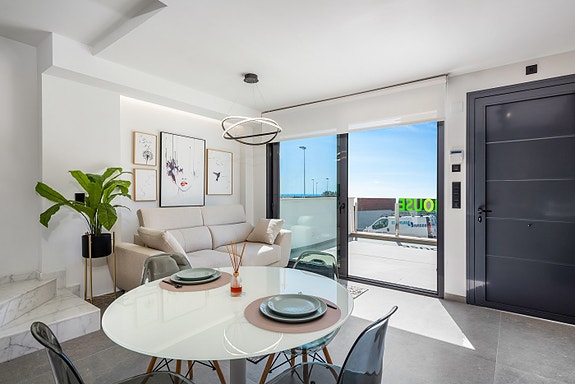 En megler med gode referanser - SPANIA1.no