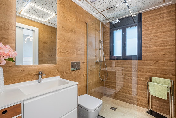 En megler med gode referanser - SPANIA1.no