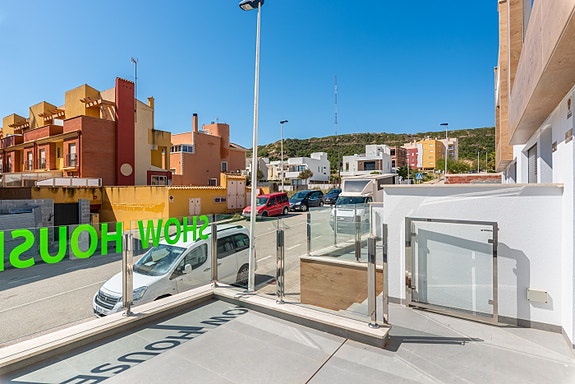 En megler med gode referanser - SPANIA1.no