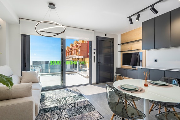 En megler med gode referanser - SPANIA1.no