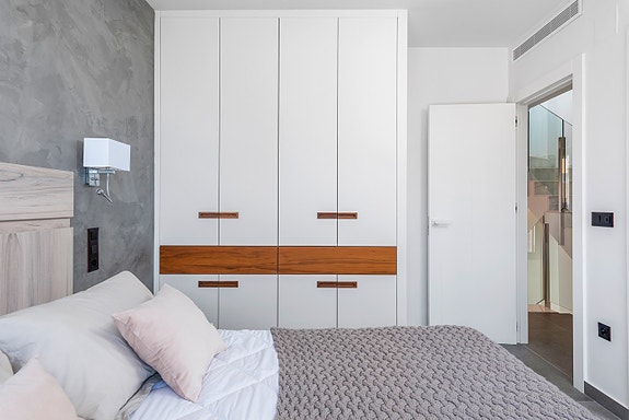 En megler med gode referanser - SPANIA1.no