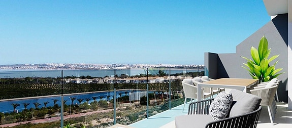 En megler med gode referanser - SPANIA1.no