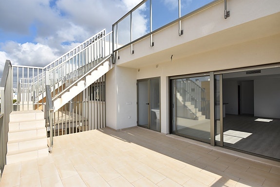 En megler med gode referanser - SPANIA1.no