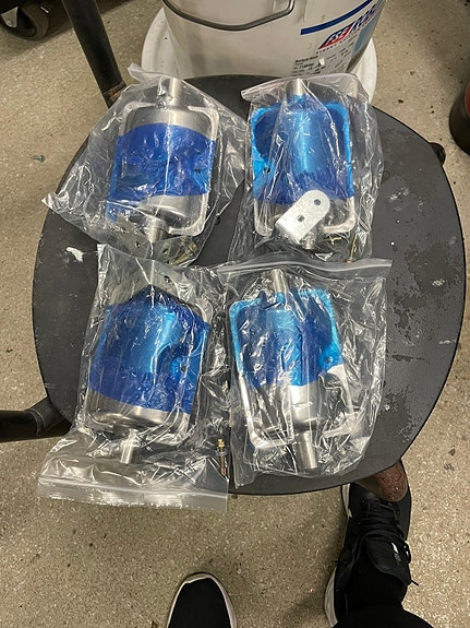 Product image 1 of 3