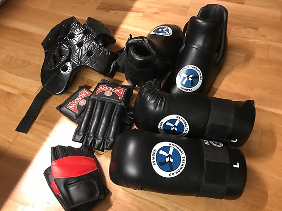 Product image 1 of 7