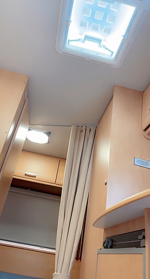 Caravelair 10 of 26
