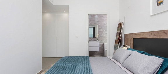 En megler med gode referanser - SPANIA1.no