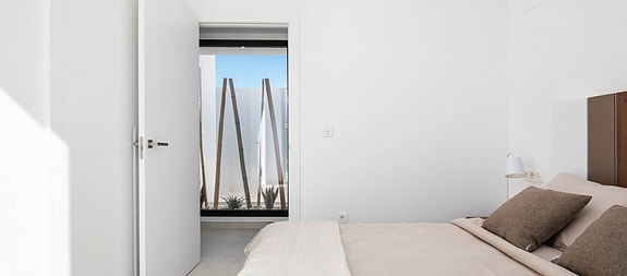 En megler med gode referanser - SPANIA1.no