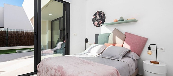 En megler med gode referanser - SPANIA1.no