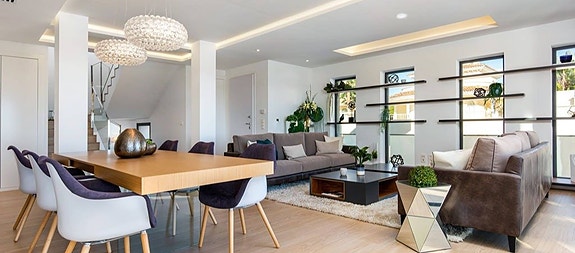 En megler med gode referanser - SPANIA1.no