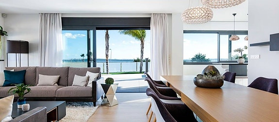 En megler med gode referanser - SPANIA1.no