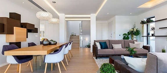 En megler med gode referanser - SPANIA1.no