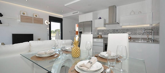 En megler med gode referanser - SPANIA1.no