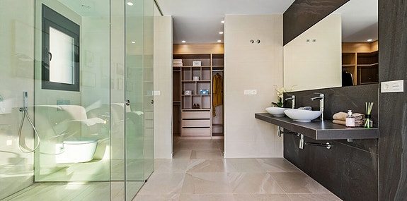 En megler med gode referanser -  SPANIA1.no