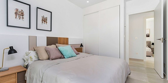 En megler med gode referanser -  SPANIA1.no