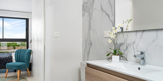 En megler med gode referanser -  SPANIA1.no