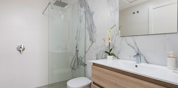 En megler med gode referanser -  SPANIA1.no