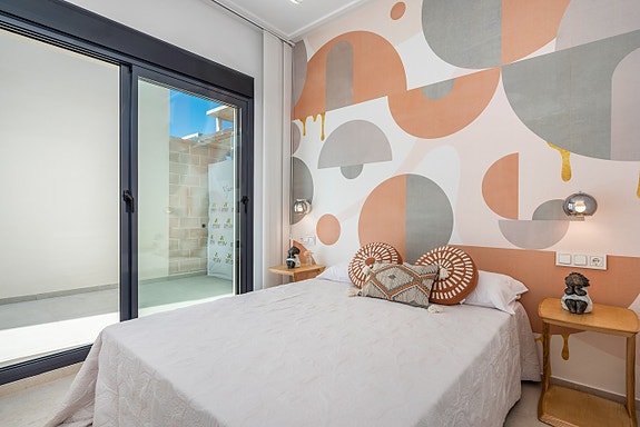 En megler med gode referanser - SPANIA1.no