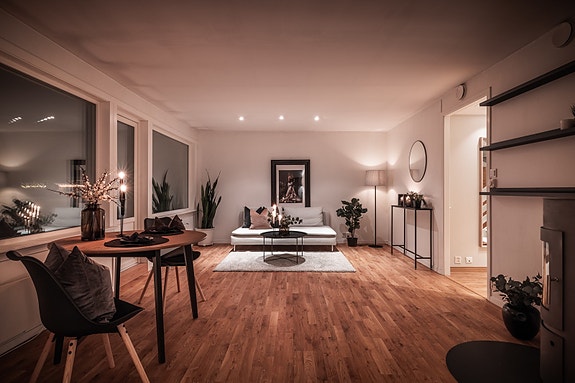 Kaland & Partners Vestkanten ved Trude Gunnlaugson-Gravdal har gleden av å presentere Våkleivåsen 220!