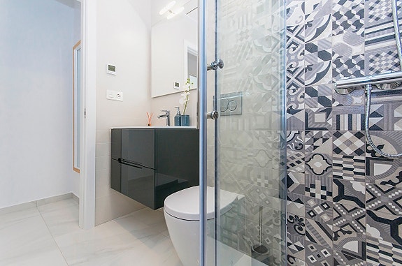 Soverom 2 med eget bad