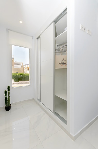 Soverom 2 med eget bad