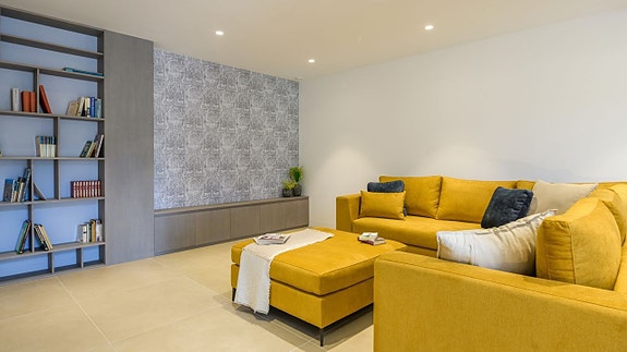 En megler med gode referanser - SPANIA1.no