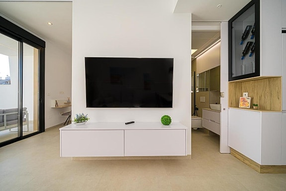 En megler med gode referanser - SPANIA1.no