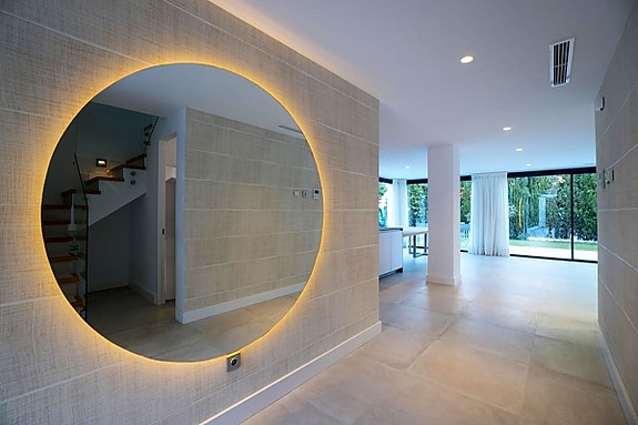 En megler med gode referanser - SPANIA1.no