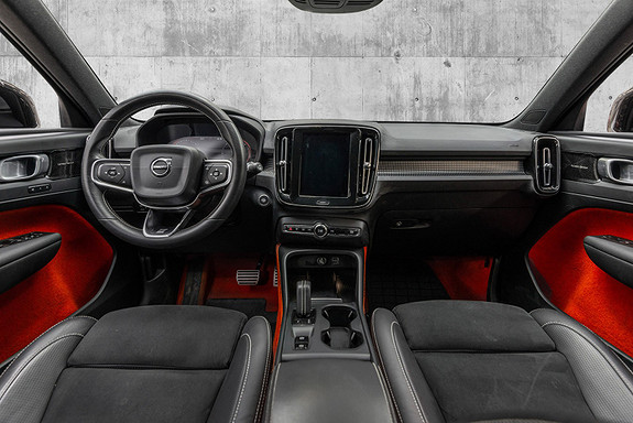 2019 Volvo XC40 D4 AWD R-design aut