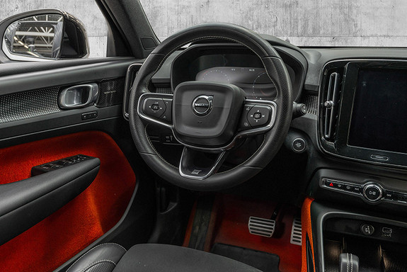 2019 Volvo XC40 D4 AWD R-design aut