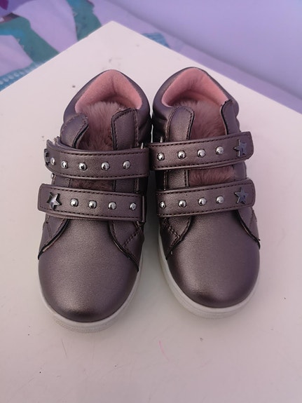 Product image 1 of 6