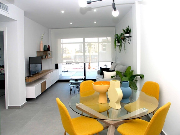 En megler med gode referanser - SPANIA1.no