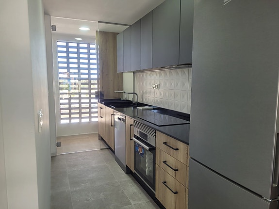 En megler med gode referanser -  SPANIA1.no