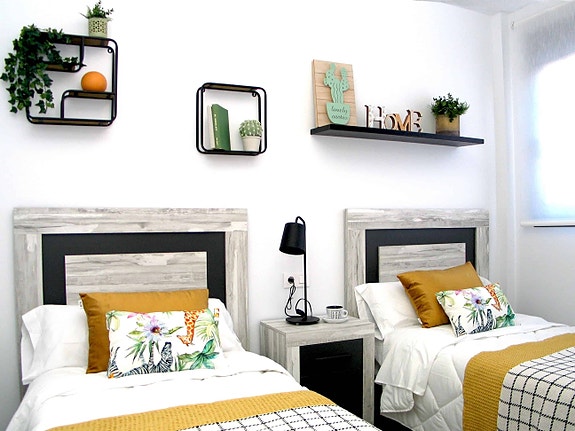 En megler med gode referanser - SPANIA1.no