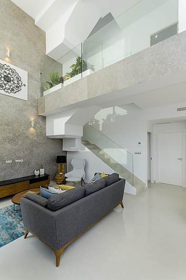 En megler med gode referanser -  SPANIA1.no