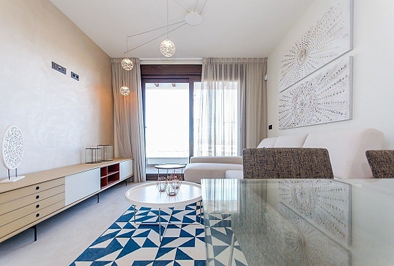 En megler med gode referanser - SPANIA1.no