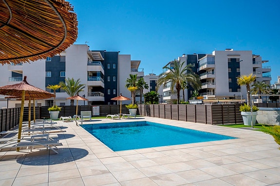 En megler med gode referanser - SPANIA1.no